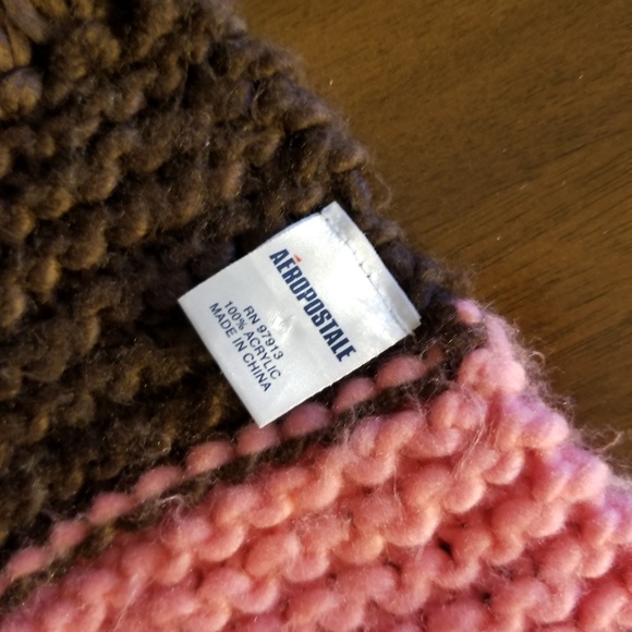 Aeropostale knitted scarf - 9 foot long - Picture 4 of 4